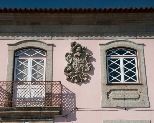 Wappengeschmücktes Haus vom Brigadier Vicente Delgado Freire