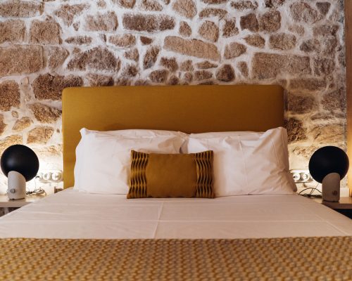 Cama